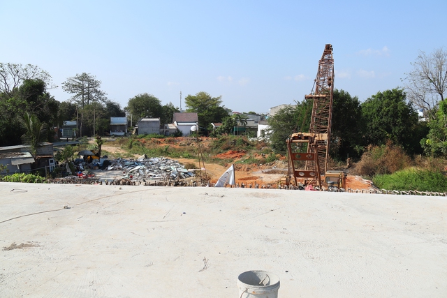 Cầu Văn Thánh bắc qua sông Cà Ty: Vì sao phải xây từ giữa sông?- Ảnh 3. Cầu Văn Thánh bắc qua sông Cà Ty: Vì sao phải xây từ giữa sông?- Ảnh 3.