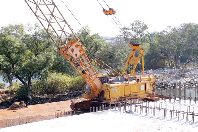 Cầu Văn Thánh bắc qua sông Cà Ty: Vì sao phải xây từ giữa sông?- Ảnh 6. Cầu Văn Thánh bắc qua sông Cà Ty: Vì sao phải xây từ giữa sông?- Ảnh 6.