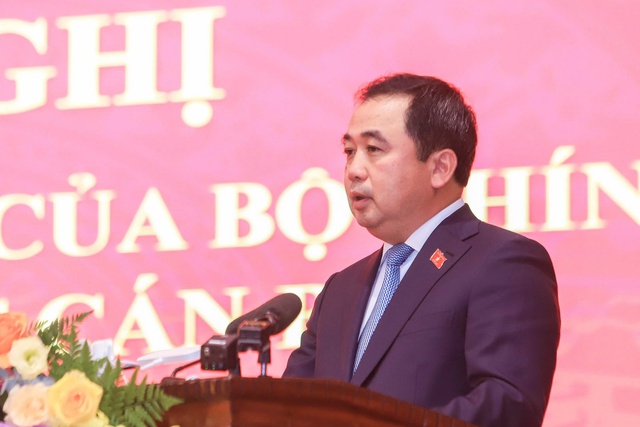 &Ocirc;ng Trần Đức Thắng hứa g&igrave; khi nhậm chức B&iacute; thư H&agrave; Nội?- Ảnh 1.