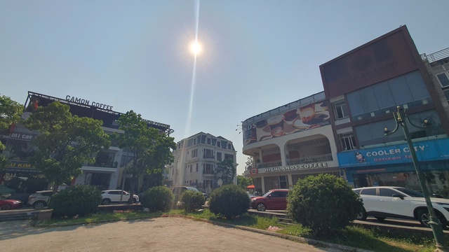 Thời tiết Quảng Trị nắng n&oacute;ng gay gắt, b&aacute;c sĩ khuyến c&aacute;o điều g&igrave;? - Ảnh 1.