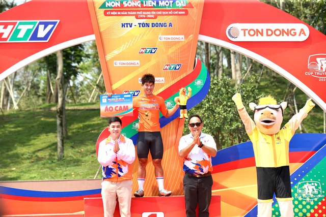 Tay đua đội Thanh H&oacute;a bất ngờ gi&agrave;nh chiến thắng ở C&uacute;p xe đạp truyền h&igrave;nh TP.HCM- Ảnh 4.