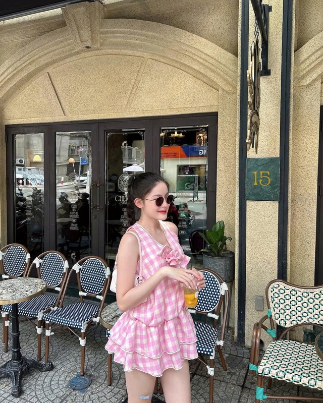 Váy bí bồng bềnh lôi cuốn cho ngày hè 2026 - Ảnh 5.