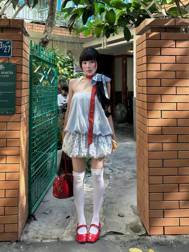 Váy bí bồng bềnh lôi cuốn cho ngày hè 2026 - Ảnh 6.