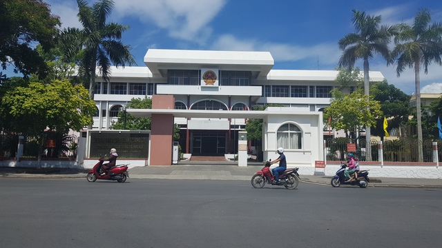 Đề xuất bố trí 230 cán bộ tại trụ sở tỉnh Quảng Trị phục vụ dân sinh - Ảnh 1. Đề xuất bố trí 230 cán bộ tại trụ sở tỉnh Quảng Trị phục vụ dân sinh - Ảnh 1.