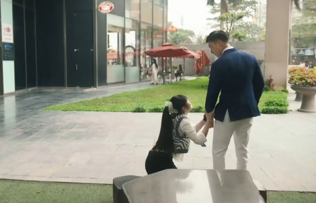 Phim Bước ch&acirc;n v&agrave;o đời c&oacute; Quỳnh Kool đ&oacute;ng ch&iacute;nh đang &lsquo;tra tấn&rsquo; kh&aacute;n giả? - Ảnh 2.