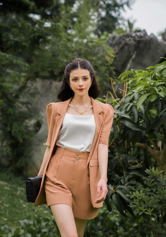 Bản phối nâu - trắng cho ngày nắng chiếm trọn mọi ánh nhìn - Ảnh 8.