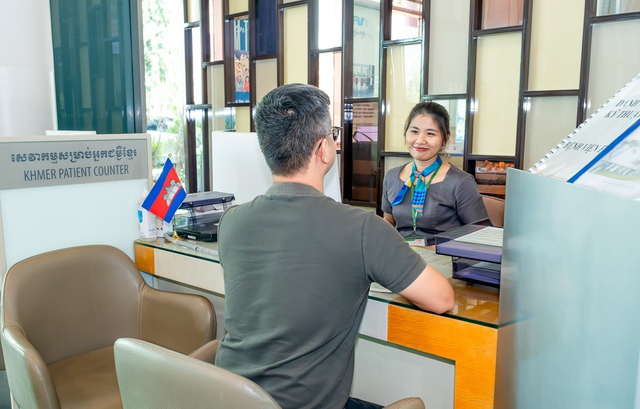 FV và Viettel Campuchia (Metfone) mở 'hành lang y tế' xuyên biên giới Việt Nam - Campuchia - Ảnh 3.