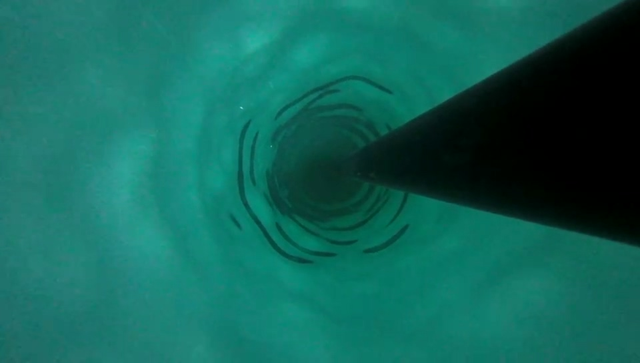 Trung Quốc ph&aacute; kỷ lục thế giới về khoan băng nước n&oacute;ng - Ảnh 1.