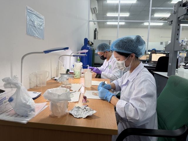 Giảng vi&ecirc;n n&agrave;o được giảm tới 80% giờ dạy? - Ảnh 1.