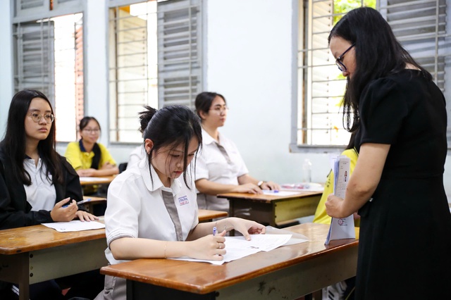 &Ocirc;n thi tốt nghiệp THPT: Thủ khoa B&aacute;ch khoa ghi ch&eacute;p kiểu n&agrave;y để nhớ l&acirc;u- Ảnh 3.