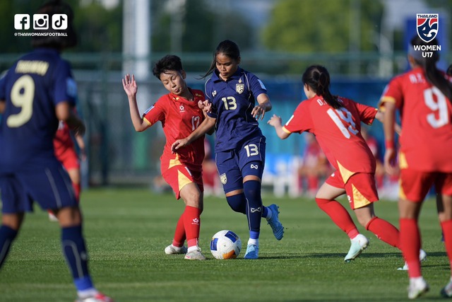 B&aacute;o Th&aacute;i Lan đau đớn v&igrave; đội nh&agrave; bị U.17 nữ Việt Nam chia điểm, HLV Wiwasukhu chỉ thẳng điểm yếu- Ảnh 2.