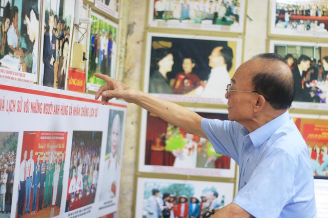 Trường học lịch sử 'kh&ocirc;ng v&aacute;ch ngăn'- Ảnh 2.