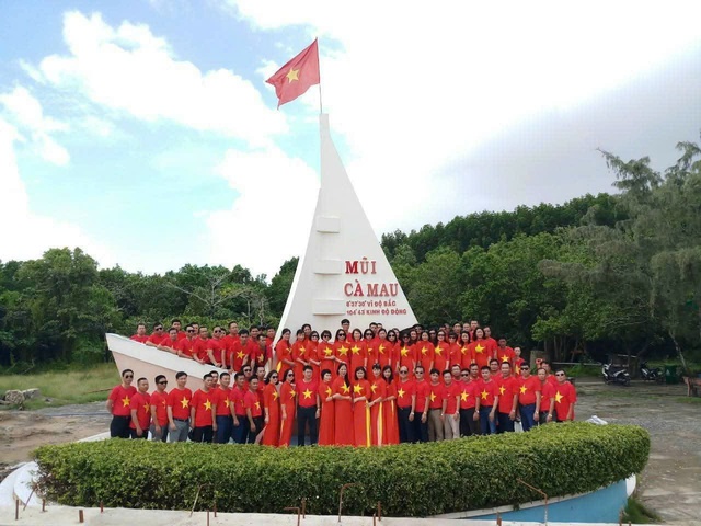 Trường học lịch sử 'kh&ocirc;ng v&aacute;ch ngăn'- Ảnh 4.