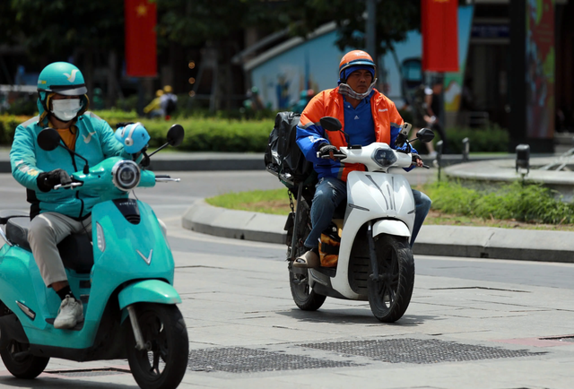Kiểm chứng độ bền xe điện Dat Bike trong điều kiện vận hành khắc nghiệt - Ảnh 1.