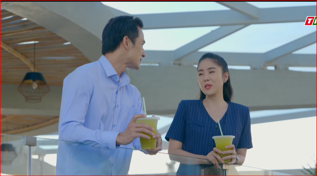 Vì sao kết phim ‘Bóng ma hạnh phúc’ gây tranh cãi?- Ảnh 1. Vì sao kết phim ‘Bóng ma hạnh phúc’ gây tranh cãi?- Ảnh 1.