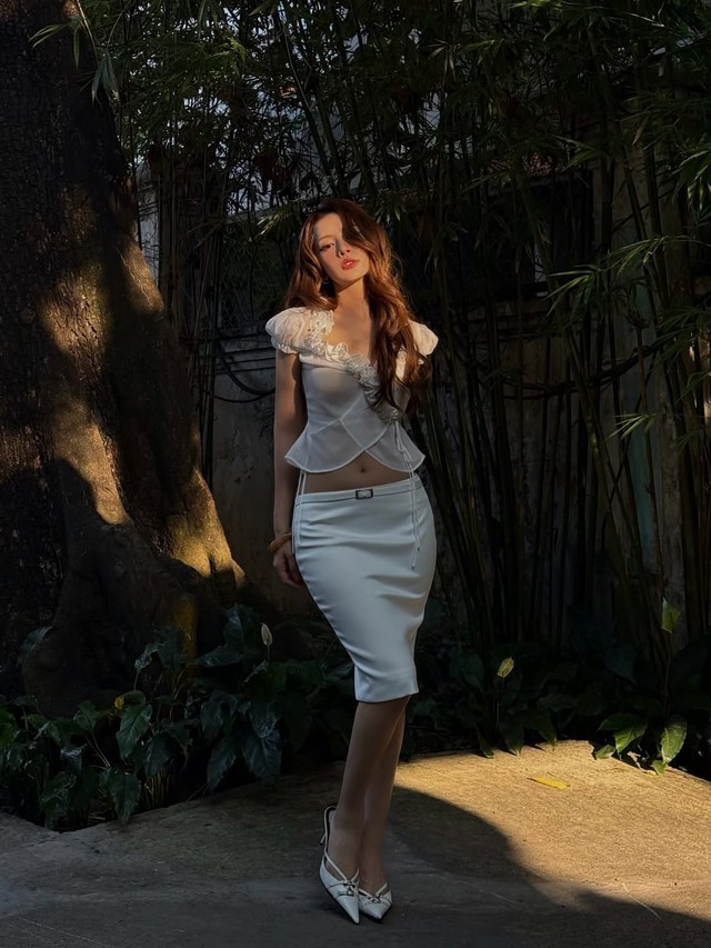 Chất voan mỏng mát là lựa chọn hàng đầu cho những ngày hè oi ả- Ảnh 2.