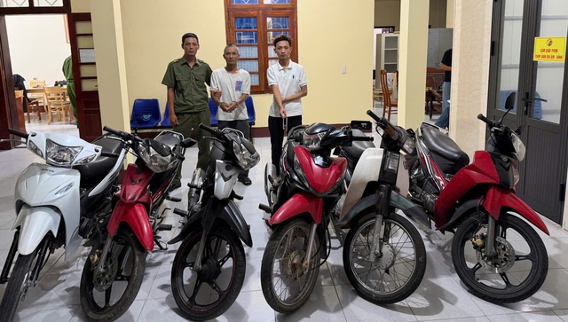 Bắt hai 'si&ecirc;u trộm' g&acirc;y ra hơn 20 vụ trộm cắp xe m&aacute;y tại Quảng Trị - Ảnh 2.