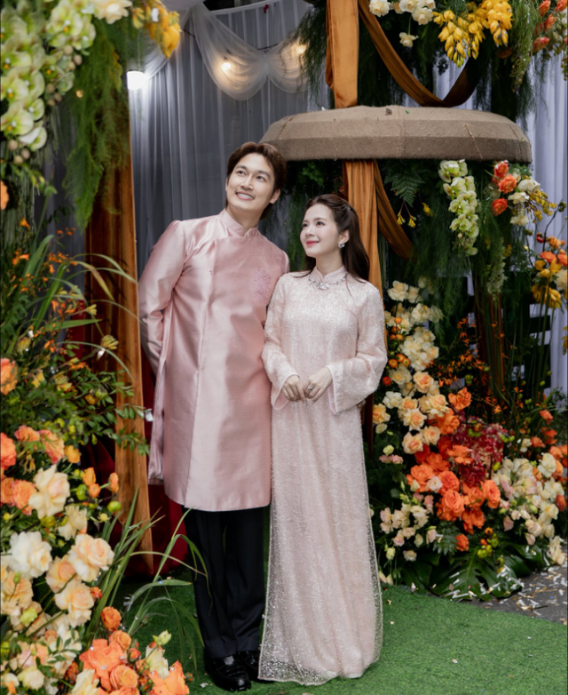 Diễn vi&ecirc;n Đ&igrave;nh T&uacute; trải l&ograve;ng về cuộc sống h&ocirc;n nh&acirc;n với mỹ nh&acirc;n VFC - Ảnh 1.