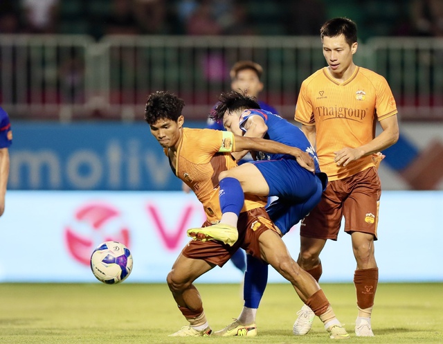  HAGL ‘đẩy’ Đà Nẵng xuống tận đáy, cuộc đua tốp cuối thật giả khó lường- Ảnh 1.