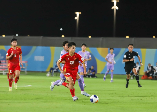 Bảng xếp hạng U.17 ch&acirc;u &Aacute; mới nhất: U.17 Việt Nam đứng nh&igrave; sau H&agrave;n Quốc, cửa dự World Cup vẫn s&aacute;ng- Ảnh 2.