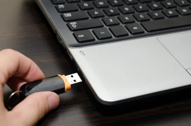 Nhiều người có thể đã lo lắng quá mức mỗi lần rút USB khỏi máy tính - Ảnh 1.