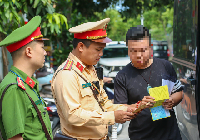 Bộ C&ocirc;ng an đề xuất bỏ tạm giữ, tịch thu xe với nhiều lỗi giao th&ocirc;ng - Ảnh 1.