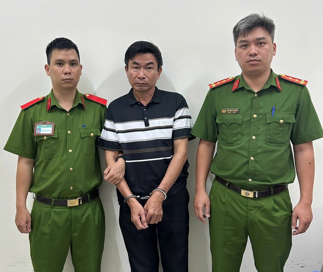 Công an TP.HCM điều tra vụ khách hàng hành hung shipper ở phường Rạch Dừa- Ảnh 1.