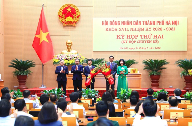 Hà Nội bầu bổ sung 2 phó chủ tịch thành phố - Ảnh 1.