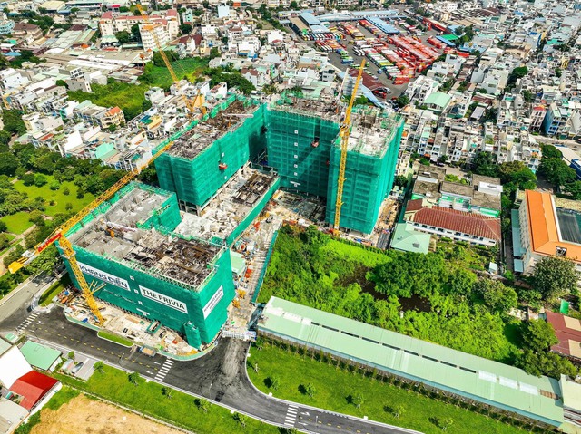 Dư nh&agrave; cao cấp, thiếu trầm trọng nh&agrave; b&igrave;nh d&acirc;n- Ảnh 1.