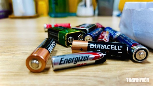 N&ecirc;n lựa chọn pin của Duracell hay Energizer? - Ảnh 1.