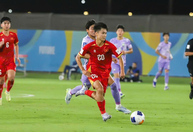 AFC bất ngờ ‘mách nước’ chiêu thức giúp U.17 Việt Nam lấy vé World Cup- Ảnh 1. AFC bất ngờ ‘mách nước’ chiêu thức giúp U.17 Việt Nam lấy vé World Cup- Ảnh 1.
