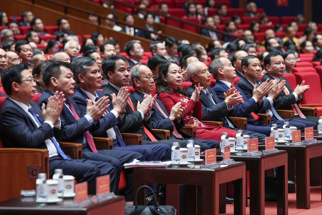 Đẩy mạnh c&aacute;c chương tr&igrave;nh chăm lo cho người d&acirc;n v&ugrave;ng kh&oacute; khăn- Ảnh 2.