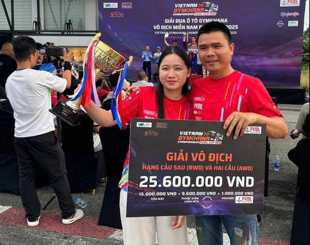 Nữ sinh vi&ecirc;n tr&oacute;t đam m&ecirc; đua xe &ocirc; t&ocirc; - Ảnh 3.