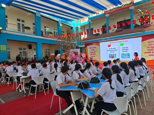 Hải Phòng xây dựng 9 'trường học xã hội chủ nghĩa'  - Ảnh 1.