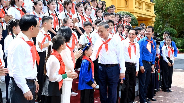 X&acirc;y dựng m&ocirc;i trường sống an to&agrave;n, c&ocirc;ng bằng cho trẻ em- Ảnh 1.