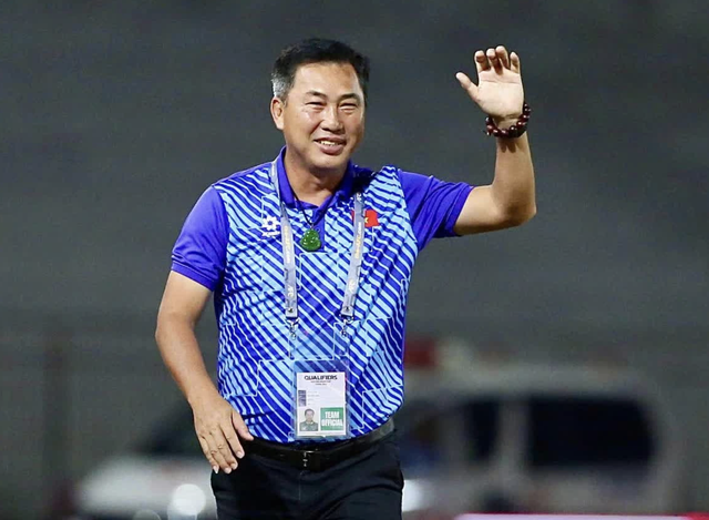  ‘Tướng’ Nhật rời ghế nóng, HLV Hứa Hiền Vinh phải đưa tàu thoát đắm- Ảnh 1.