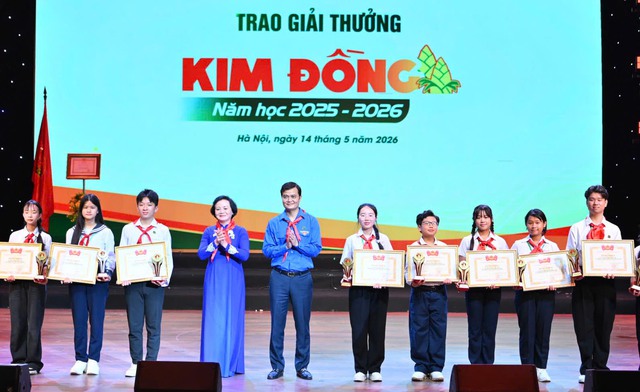 Đội TNTP Hồ Chí Minh được trao tặng Huân chương Lao động hạng nhất - Ảnh 3.