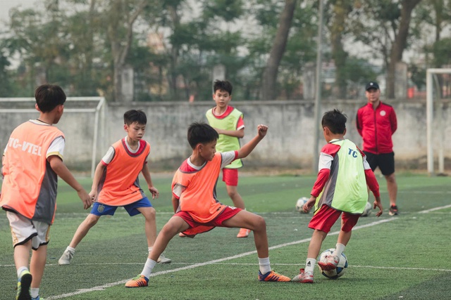 Từ Mạnh Cường U.17 Việt Nam đến giấc mơ World Cup: Thể Công Viettel tuyển sinh lớn nhất lịch sử- Ảnh 2. Từ Mạnh Cường U.17 Việt Nam đến giấc mơ World Cup: Thể Công Viettel tuyển sinh lớn nhất lịch sử- Ảnh 2.