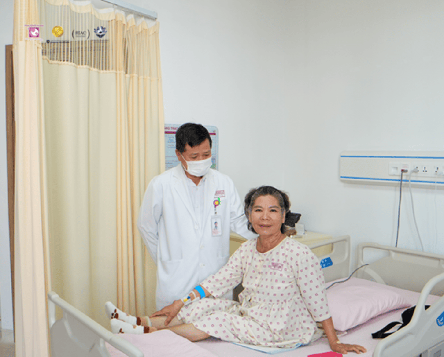 BV Phương Nam phẫu thuật nội soi treo tử cung cho bệnh nh&acirc;n sa tạng chậu nặng - Ảnh 1.