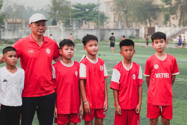 Từ Mạnh Cường U.17 Việt Nam đến giấc mơ World Cup: Thể Công Viettel tuyển sinh lớn nhất lịch sử- Ảnh 3. Từ Mạnh Cường U.17 Việt Nam đến giấc mơ World Cup: Thể Công Viettel tuyển sinh lớn nhất lịch sử- Ảnh 3.