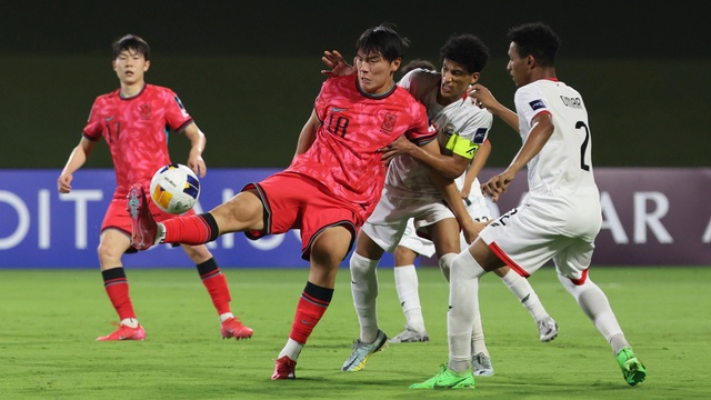 U.17 Hàn Quốc bị chỉ trích dữ dội vì xếp sau U.17 Việt Nam, rơi vào nhánh đấu khó tứ kết- Ảnh 1.