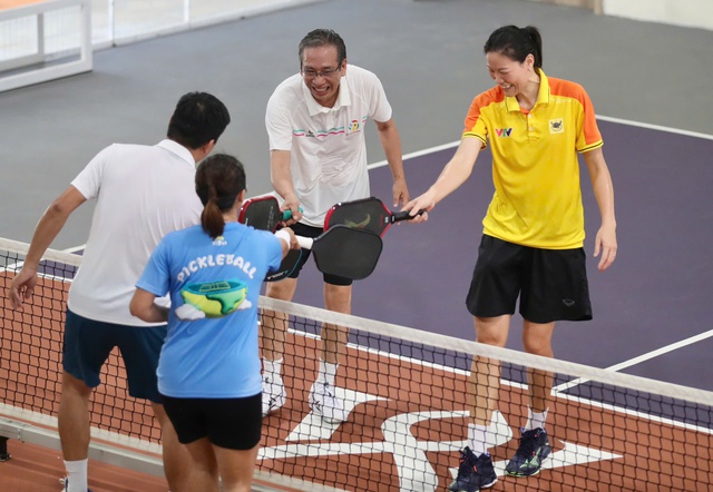 Cựu sao b&oacute;ng chuyền Ngọc Hoa, Kim Huệ b&ugrave;ng ch&aacute;y tại giải pickleball B&igrave;nh Điền Open 2026- Ảnh 2.