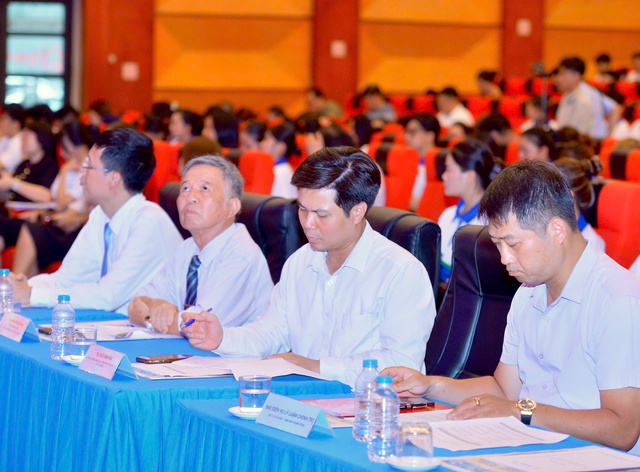 'Muốn c&ocirc;ng t&aacute;c tư tưởng hiệu quả th&igrave; phải hiểu thanh ni&ecirc;n nghĩ g&igrave;' - Ảnh 3.