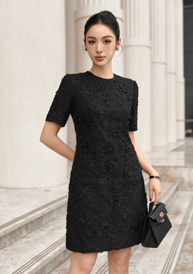 Váy chữ A vừa thanh lịch lại năng động, diện đi làm đi chơi đều đẹp- Ảnh 4. Váy chữ A vừa thanh lịch lại năng động, diện đi làm đi chơi đều đẹp- Ảnh 4.