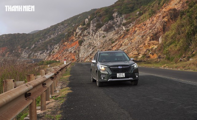 Subaru Forester tiếp tục giảm giá hơn 300 triệu, 'của hời' cho người thực dụng - Ảnh 1.