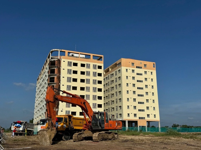 Nhà ở xã hội, nơi chê giá cao, nơi bảo thấp - Ảnh 1.