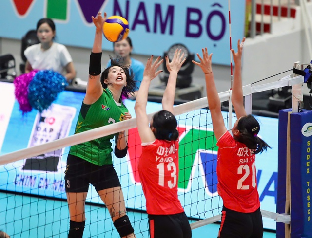 Thanh Th&uacute;y b&ugrave;ng ch&aacute;y, CLB VTV B&igrave;nh Điền Long An vẫn bị CLB Giang T&ocirc; đ&aacute;nh bại- Ảnh 1.