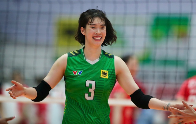 Thanh Th&uacute;y b&ugrave;ng ch&aacute;y, CLB VTV B&igrave;nh Điền Long An vẫn bị CLB Giang T&ocirc; đ&aacute;nh bại- Ảnh 2.