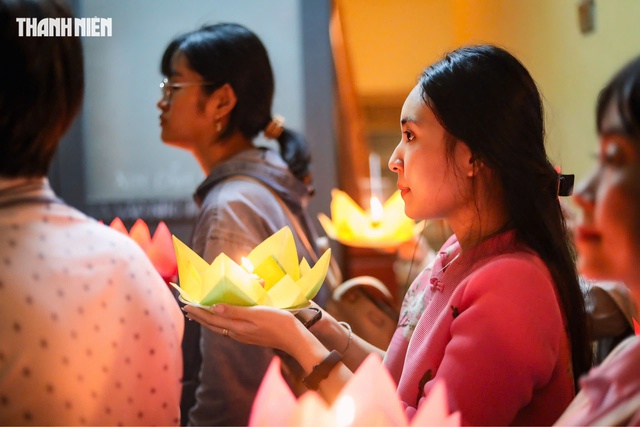 Đại lễ Phật đản 2026: Lịch thả hoa đăng ở Pháp Hoa và chùa Diệu Pháp - Ảnh 2.