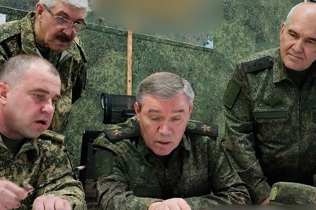 Nga tiến quân ở Kharkiv, bác cáo buộc muốn tấn công NATO - Ảnh 1.